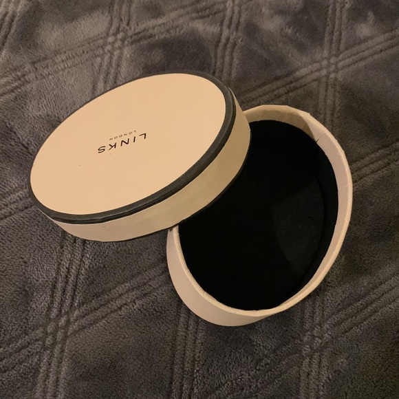 LINKS of LONDON Oval Box - Picture 8 of 12